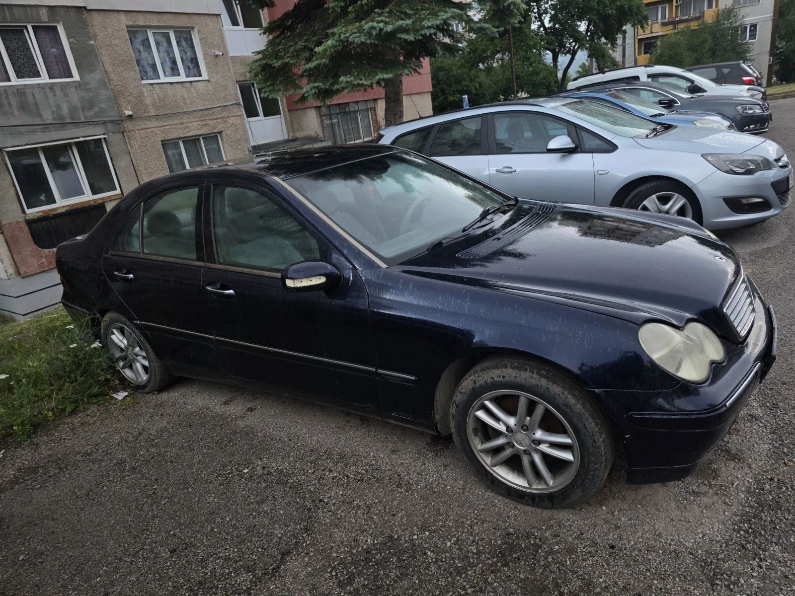 Mercedes-Benz C 220 W203 177 к.с 6 с.к, снимка 6 - Автомобили и джипове - 54991333