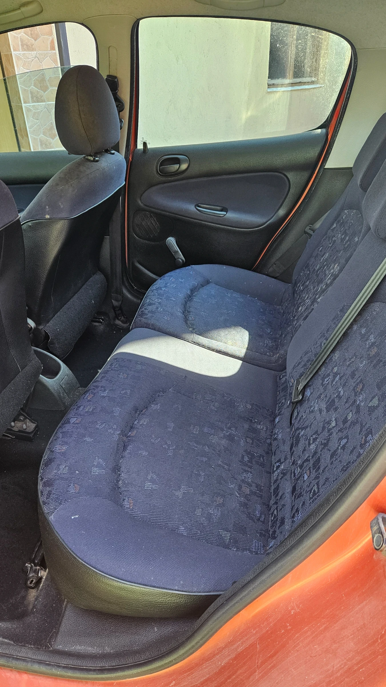 Peugeot 206 1.4HDi 68k.c., снимка 5 - Автомобили и джипове - 55068090