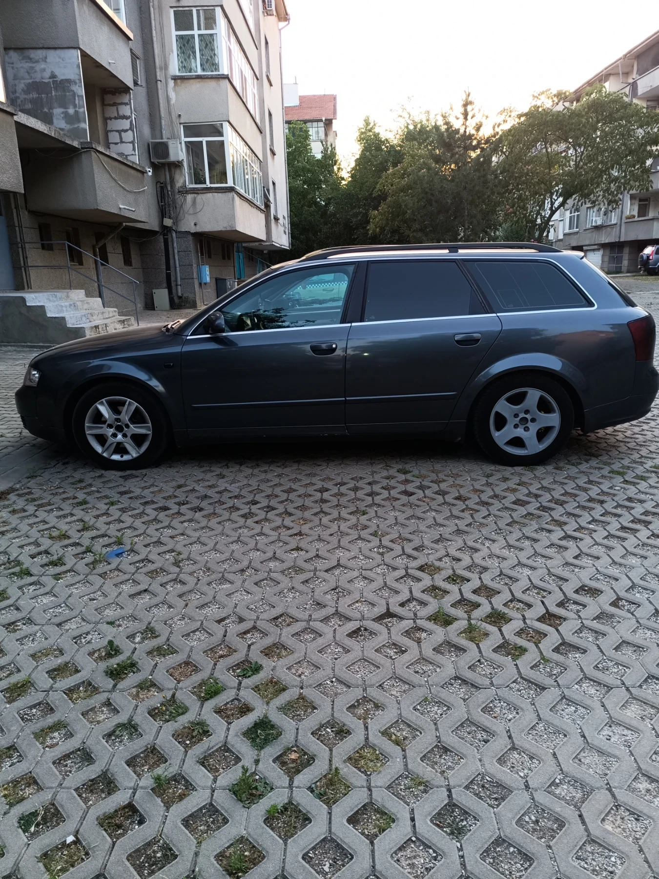 Audi A4 B6 avant, снимка 4 - Автомобили и джипове - 55647122