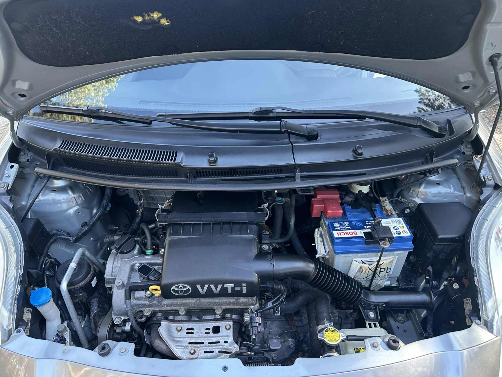 Toyota Yaris 1, 3 VVTI, снимка 12 - Автомобили и джипове - 55775182