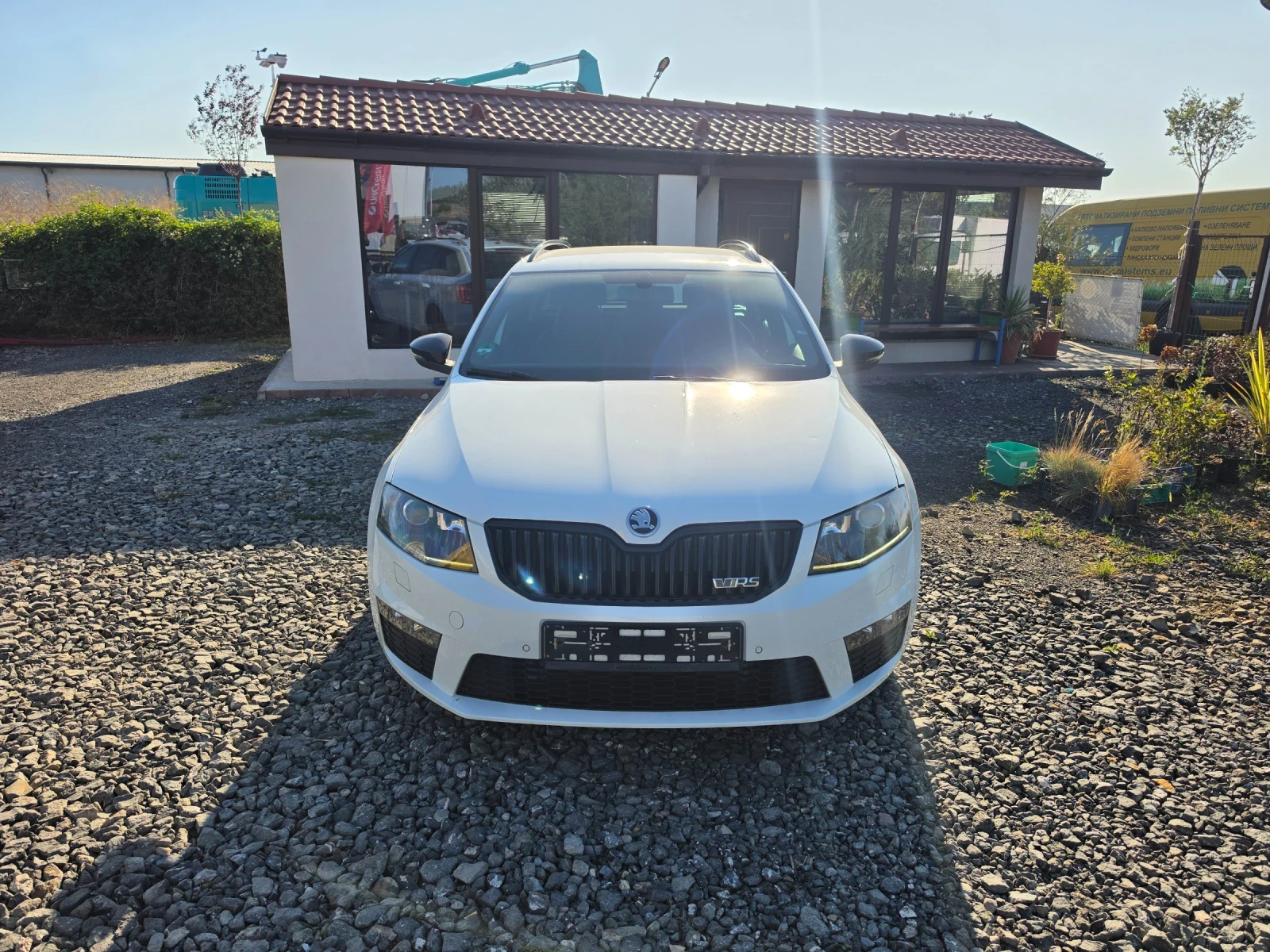 Skoda Octavia VRS 2.0TDI * RS * 184HP * КОЖА * CARPLAY * ЛИЗИНГ , снимка 2 - Автомобили и джипове - 55777378