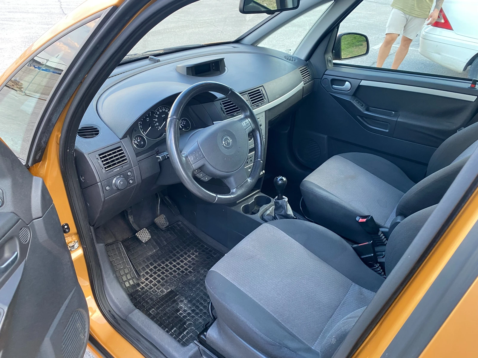 Opel Meriva 1.6 i /90k.c/, снимка 6 - Автомобили и джипове - 55815308