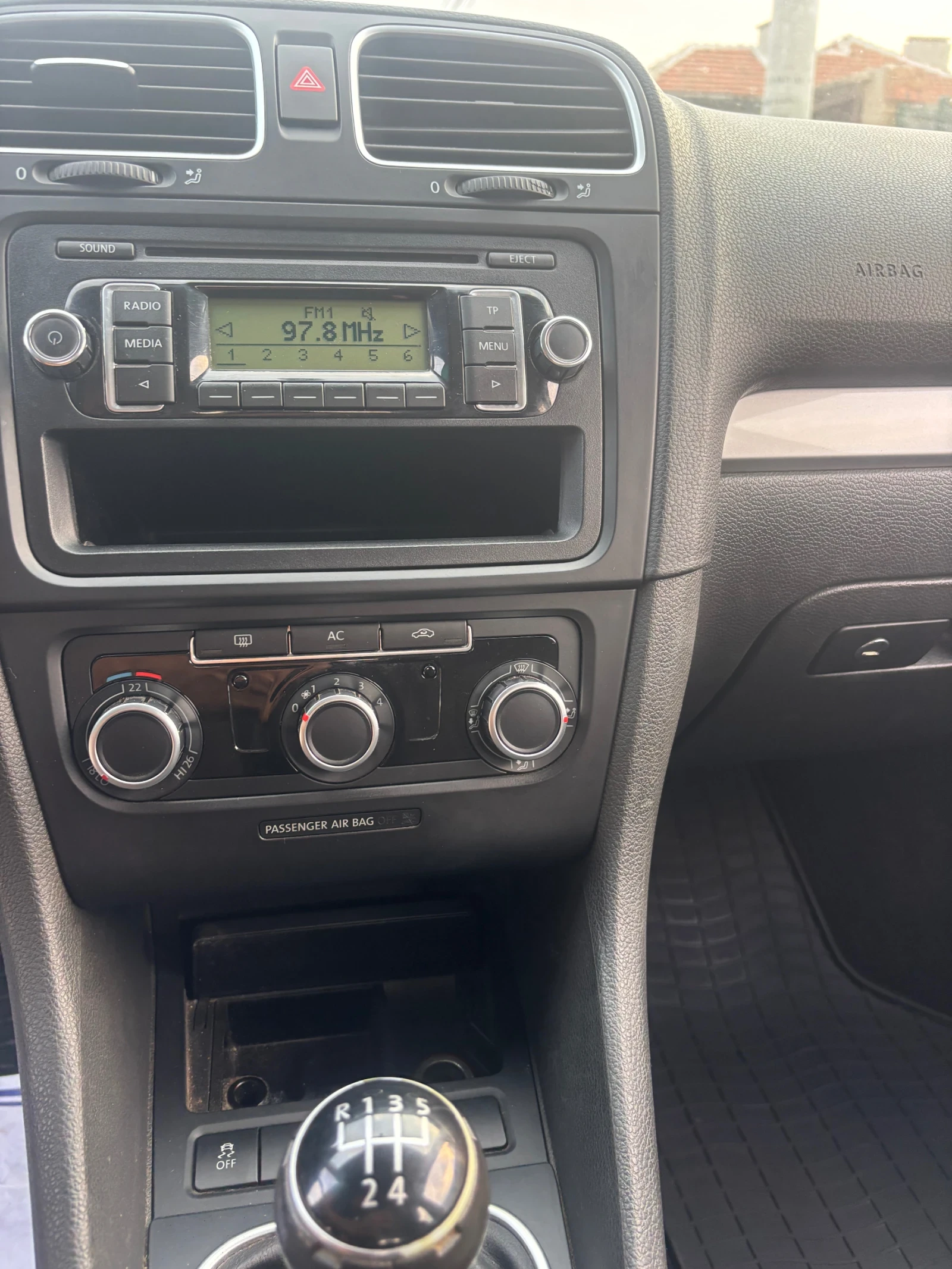 VW Golf, снимка 10 - Автомобили и джипове - 56167055