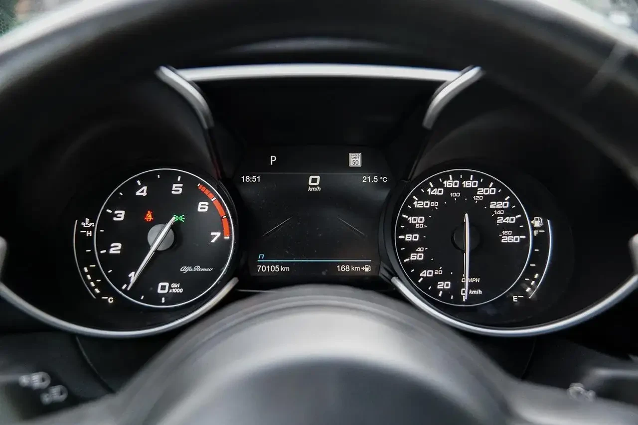 Alfa Romeo Giulia VELOCE* AWD* ��������* ������ ���� | Mobile.bg � ����������� 11