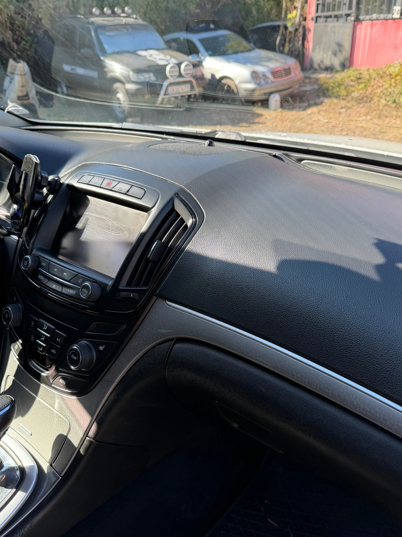 Opel Insignia, снимка 6 - Автомобили и джипове - 56589060