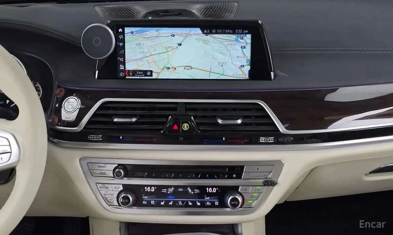 BMW 750, снимка 14 - Автомобили и джипове - 56726480