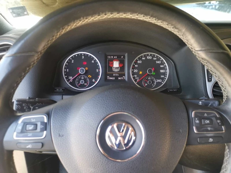 VW Tiguan 2.0tdi face, снимка 9 - Автомобили и джипове - 46567994