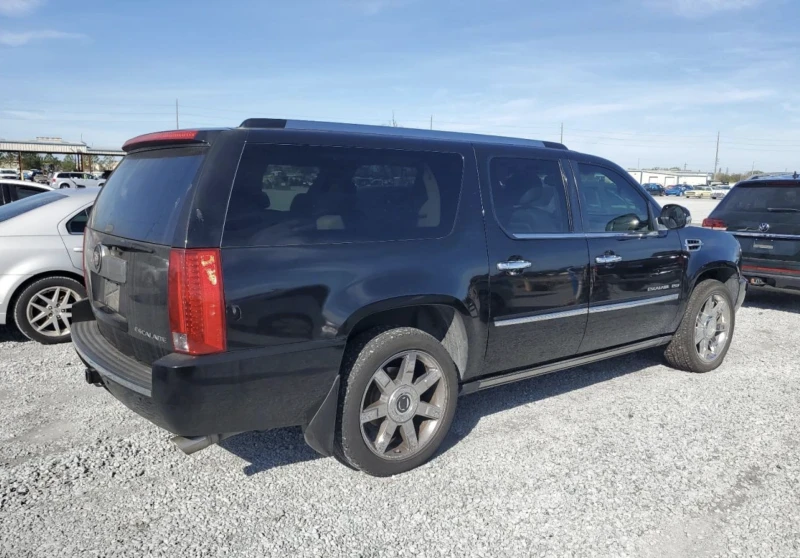 Cadillac Escalade, снимка 5 - Автомобили и джипове - 49008473