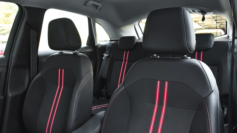 Opel Crossland X 1.2 Turbo GS Line, снимка 10 - Автомобили и джипове - 49648693