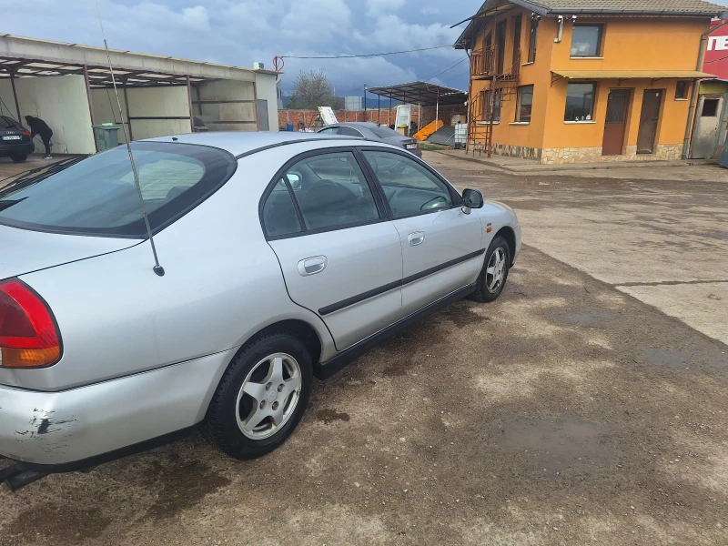 Mitsubishi Carisma, снимка 4 - Автомобили и джипове - 52149056