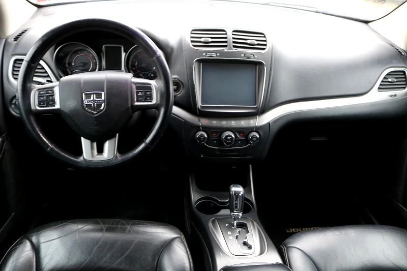 Dodge Journey Crossroad Plus 3.6 V6 4x4, снимка 8 - Автомобили и джипове - 52274717