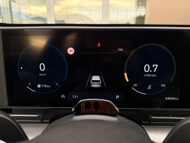 Hyundai Kona Premium AWD, снимка 16 - Автомобили и джипове - 52465274