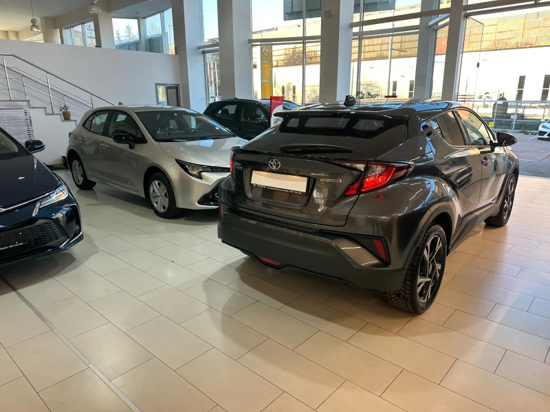 Toyota C-HR Club* Bitone, снимка 5 - Автомобили и джипове - 52803749