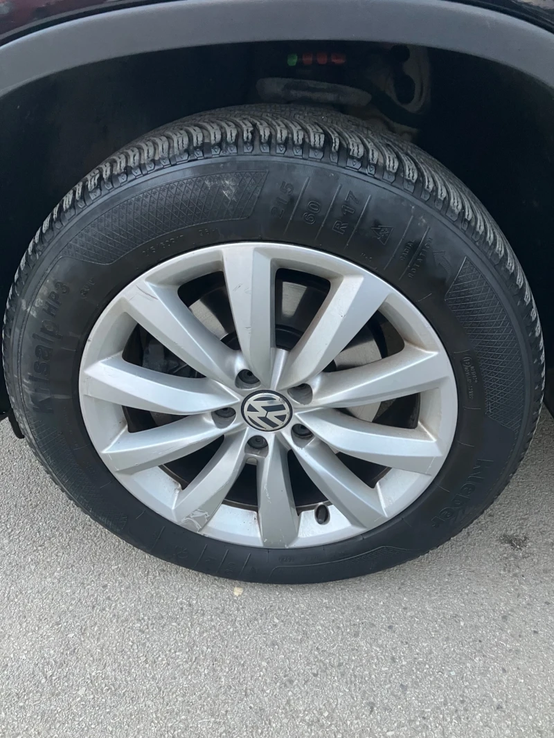 VW Tiguan 2.0 TDI Facelift, снимка 15 - Автомобили и джипове - 52945248