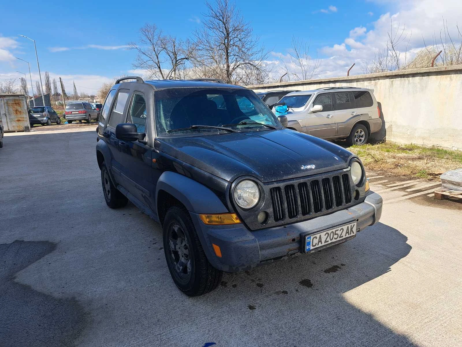 Jeep Cherokee Liberty - изображение 2