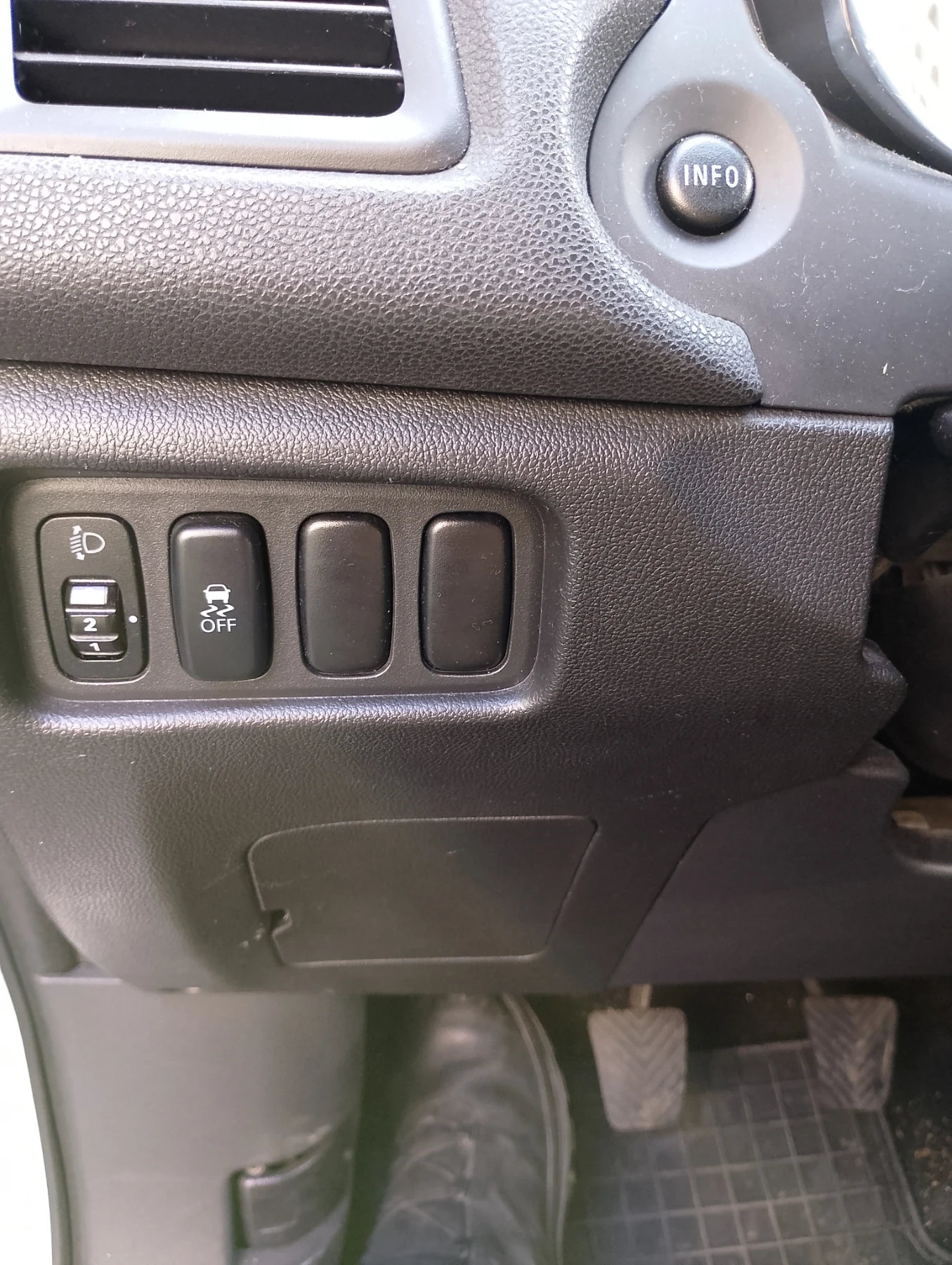 Mitsubishi ASX 1.6 117ks - изображение 9