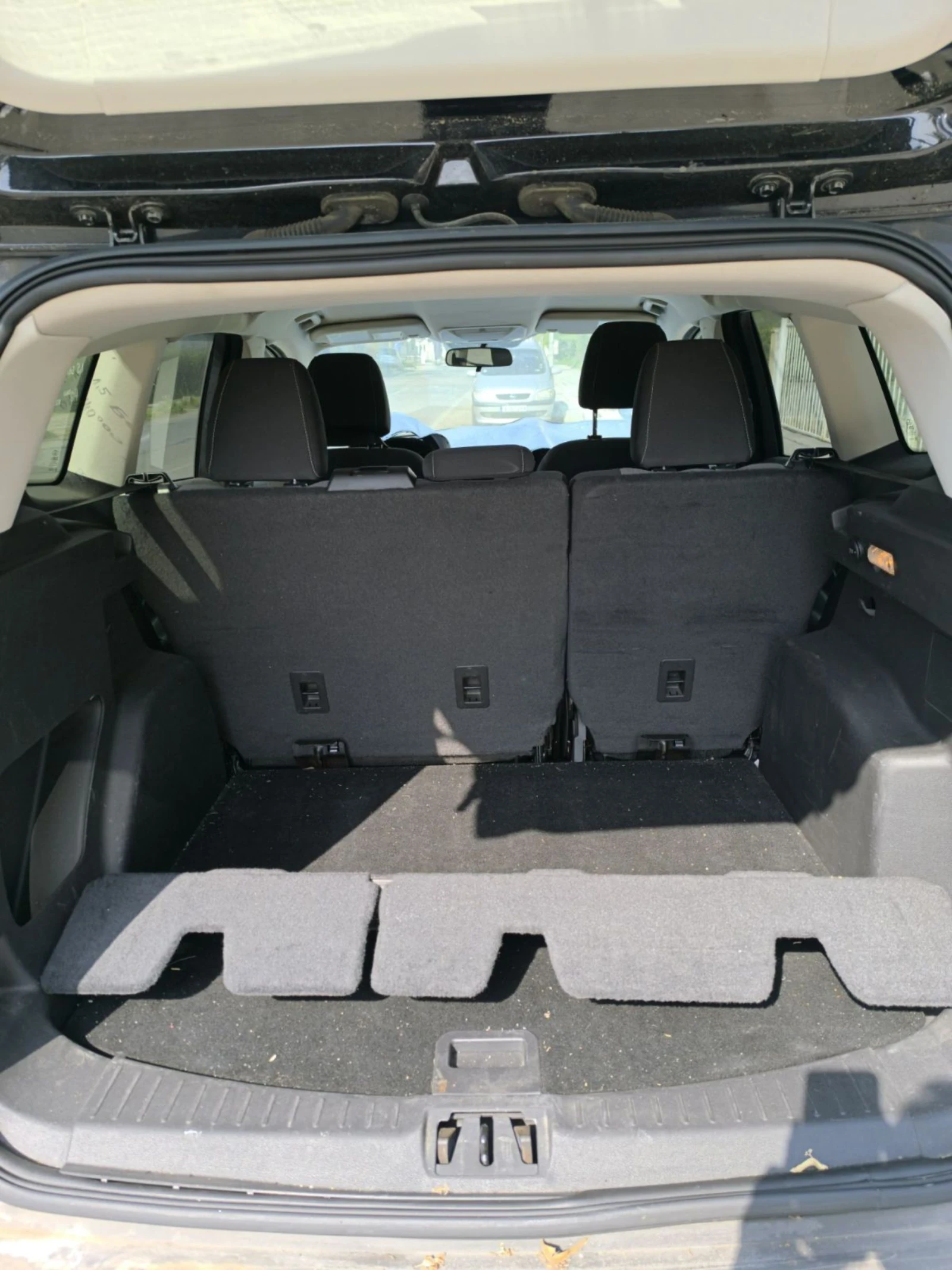 Ford Escape 1.5i TOP - изображение 5