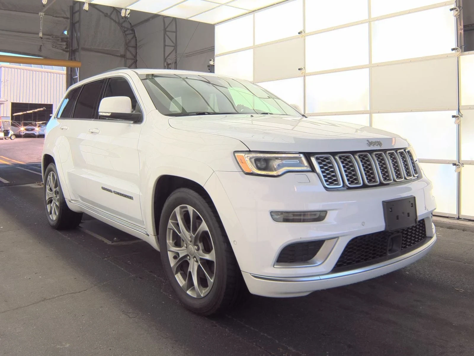 Jeep Grand cherokee Summit* Пано* Камера* Подгрев* Harman/Kardon - изображение 3