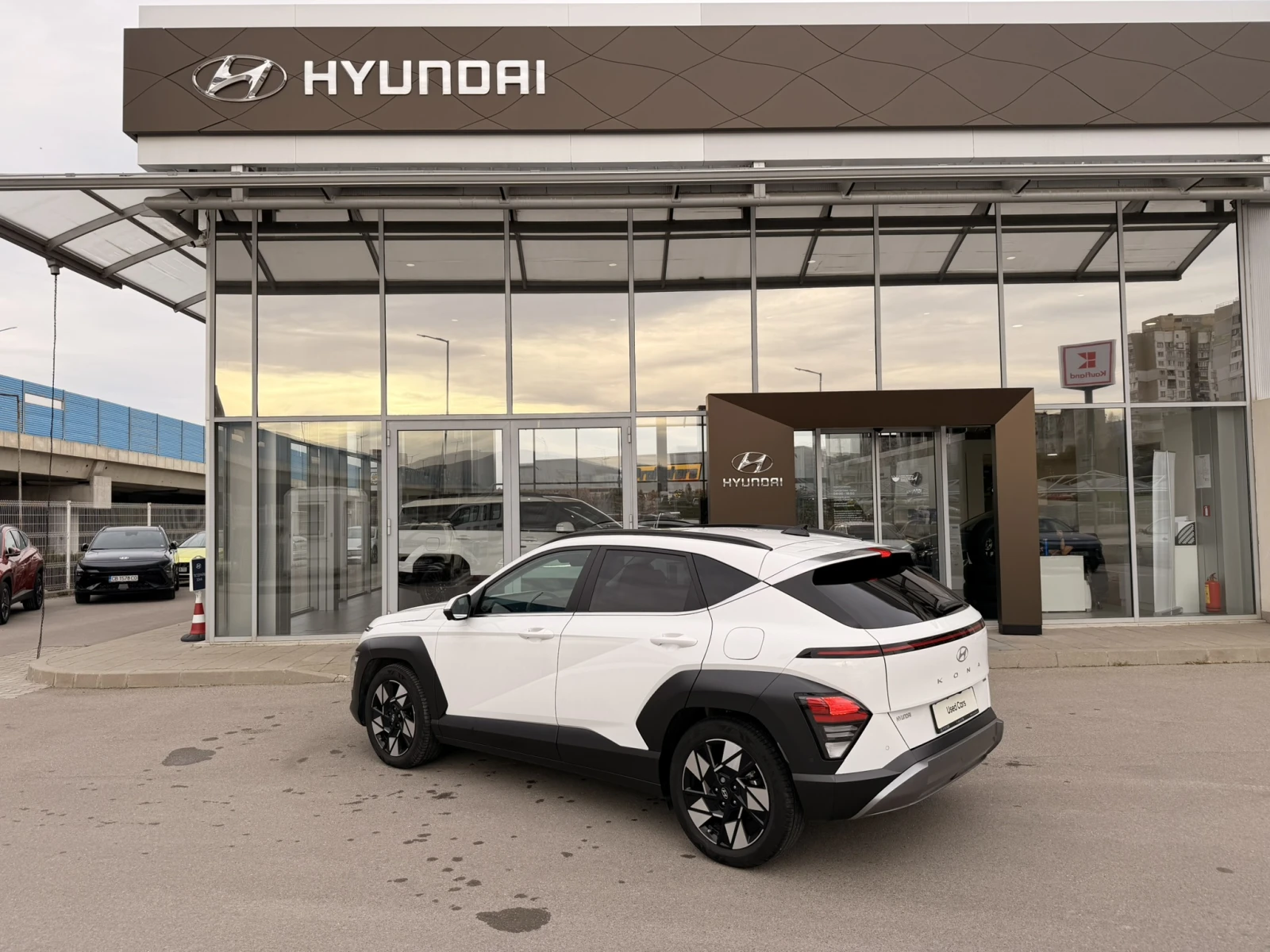 Hyundai Kona Premium AWD - изображение 3