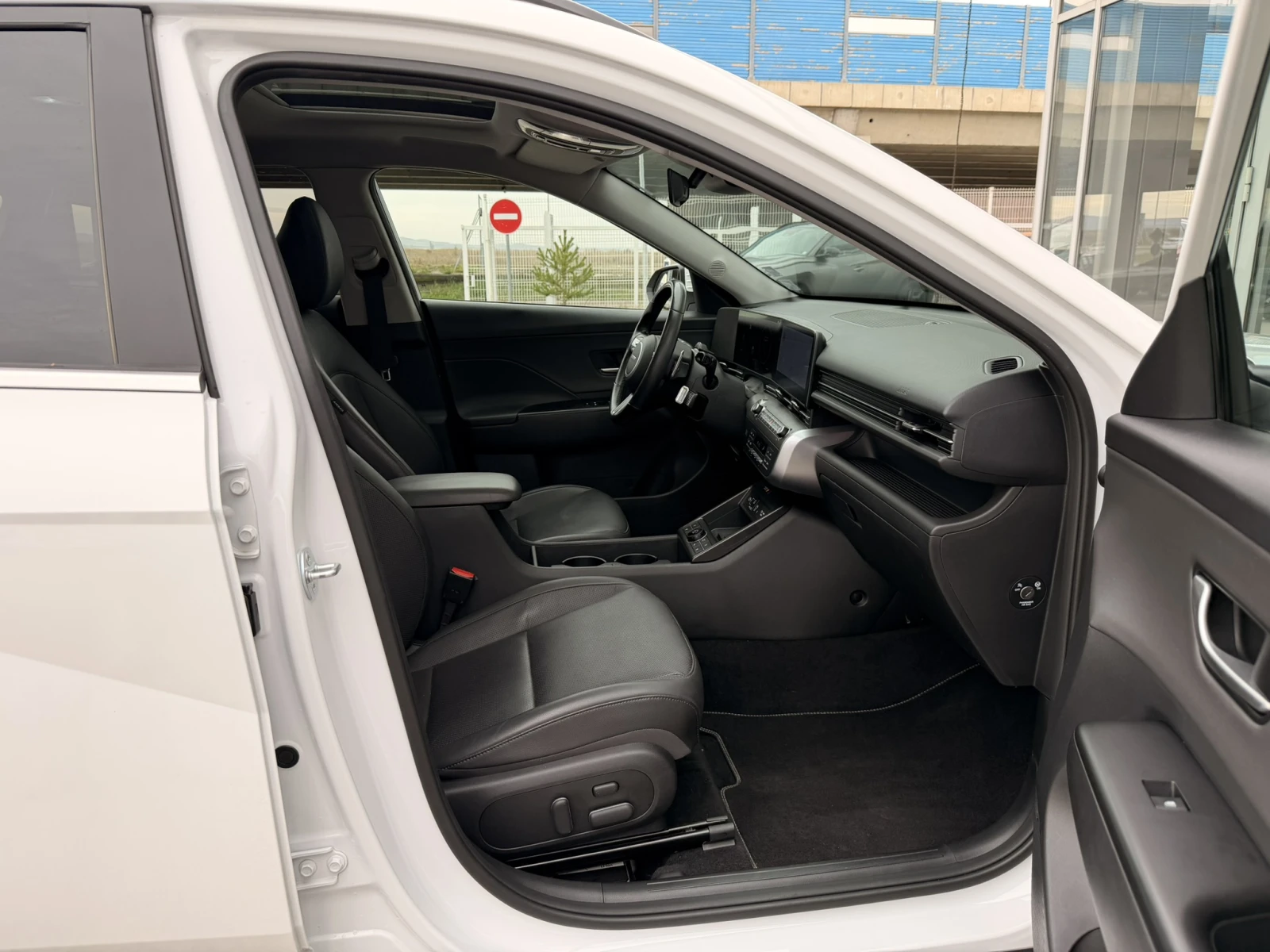 Hyundai Kona Premium AWD | Mobile.bg   11