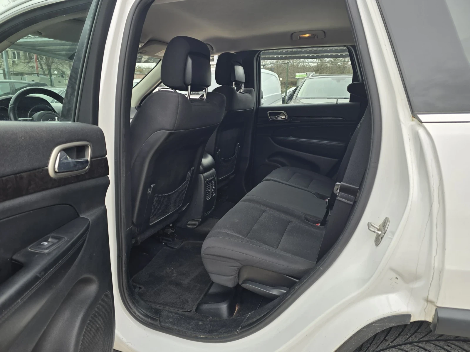 Jeep Grand cherokee 3.0D 190к.с 4х4 , снимка 12 - Автомобили и джипове - 53123791