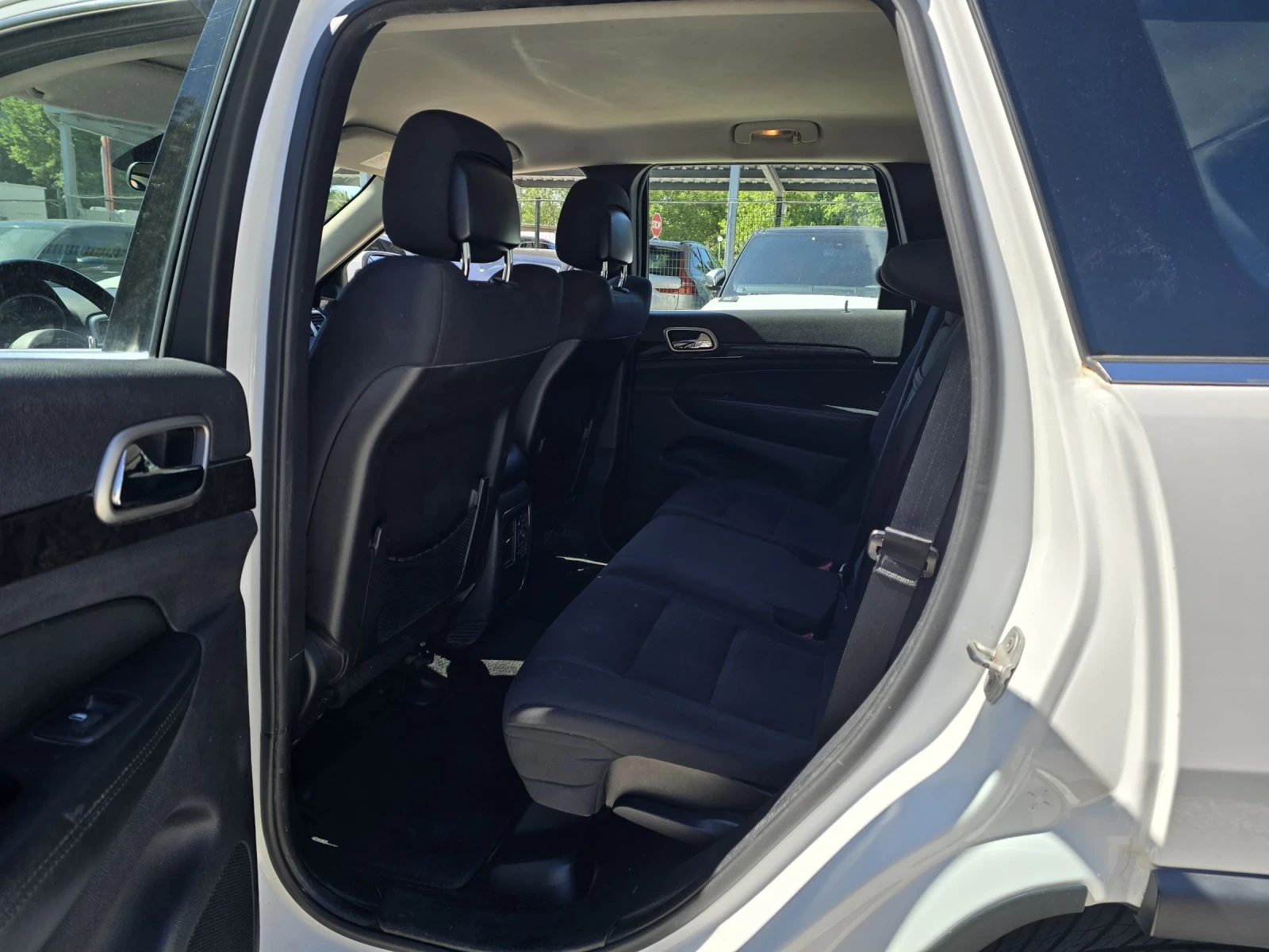 Jeep Grand cherokee 3.0D 190к.с 4х4 , снимка 12 - Автомобили и джипове - 53123791