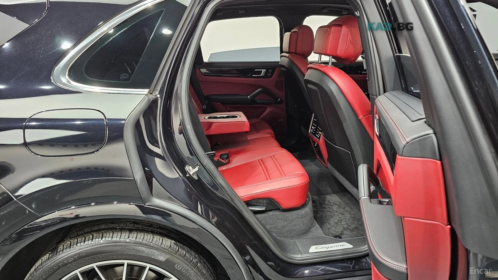 Porsche Cayenne 3.0/Keyless/Pano/360 View/Lane Assist, снимка 17 - Автомобили и джипове - 54676469