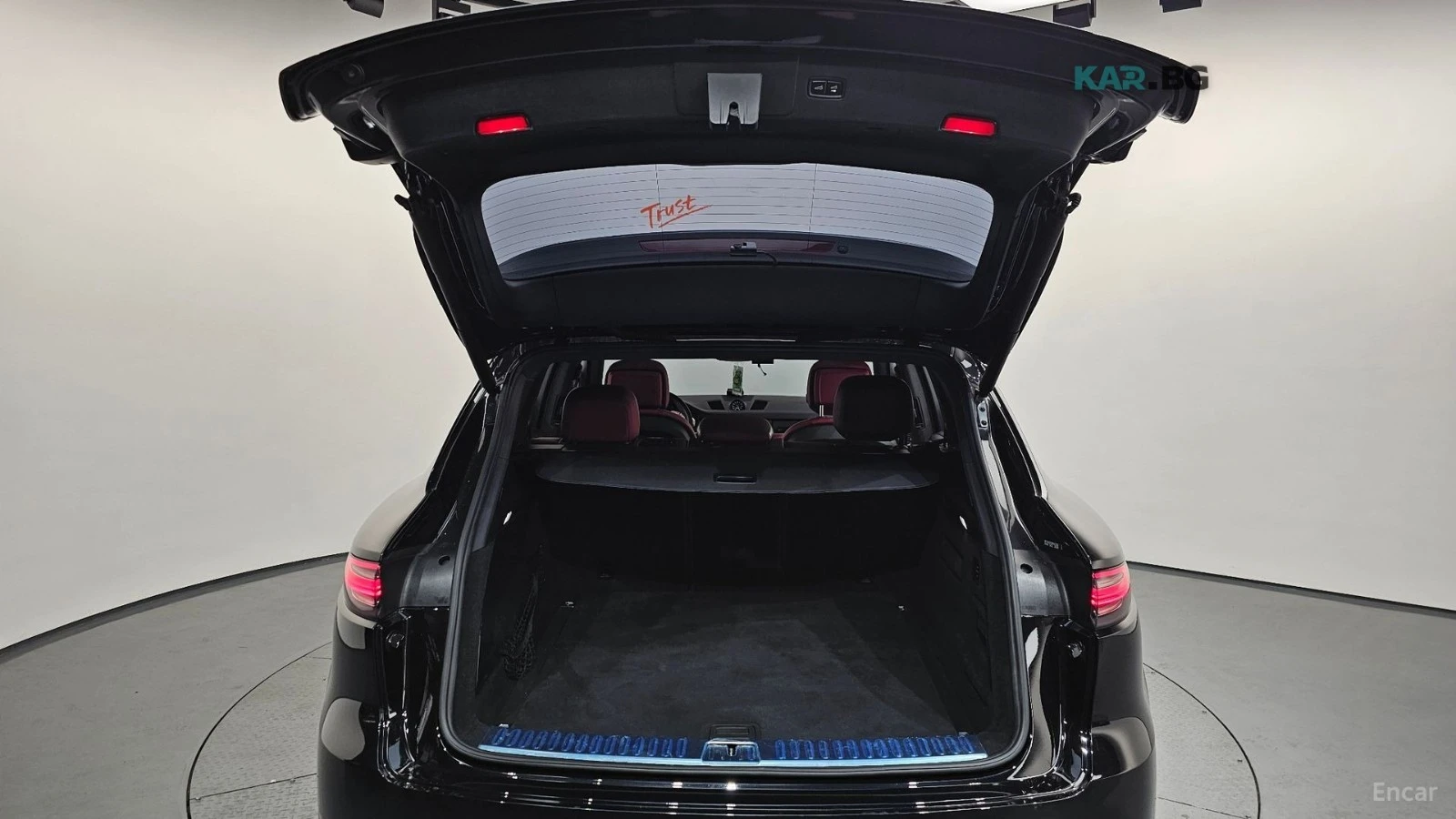 Porsche Cayenne 3.0/Keyless/Pano/360 View/Lane Assist, снимка 5 - Автомобили и джипове - 54676469