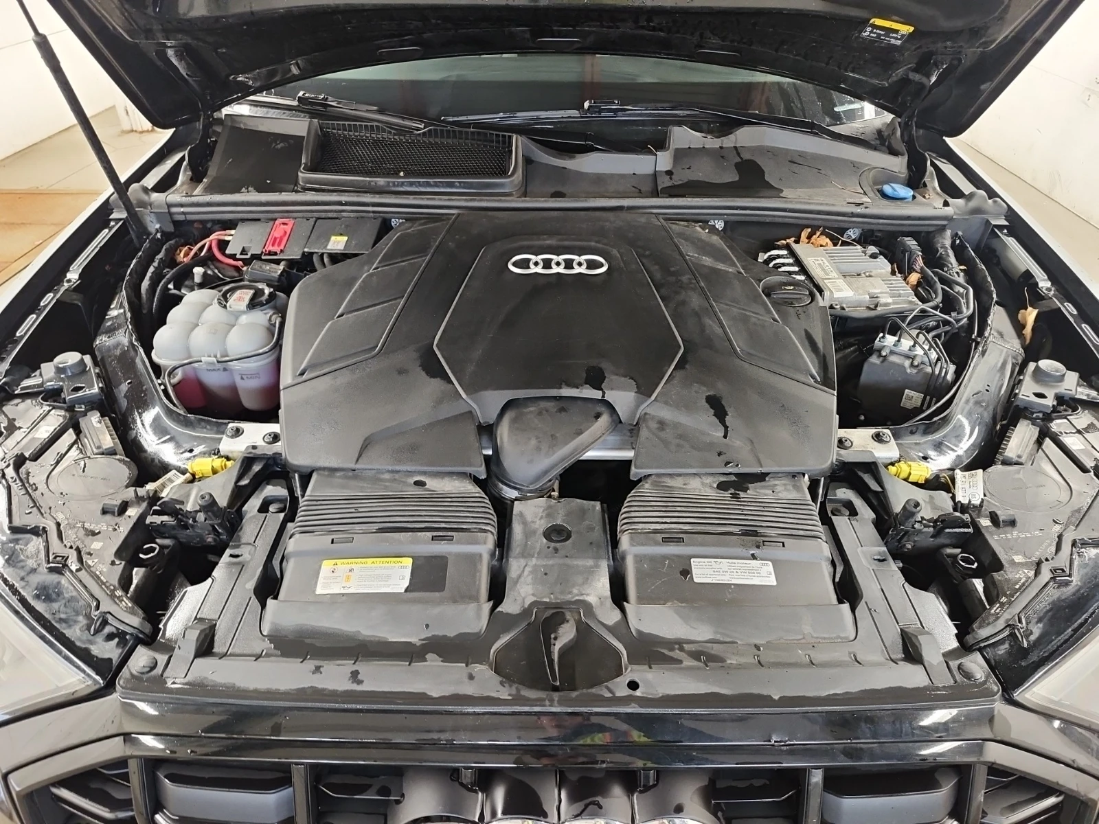 Audi Q7 Progressive* ОБДУХВАНЕ * ПАНОРАМА * , снимка 17 - Автомобили и джипове - 55051326