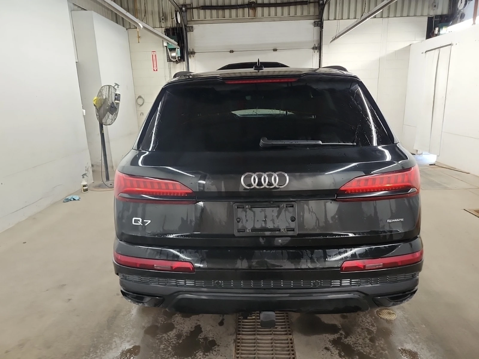 Audi Q7 Progressive* ОБДУХВАНЕ * ПАНОРАМА * , снимка 5 - Автомобили и джипове - 55051326