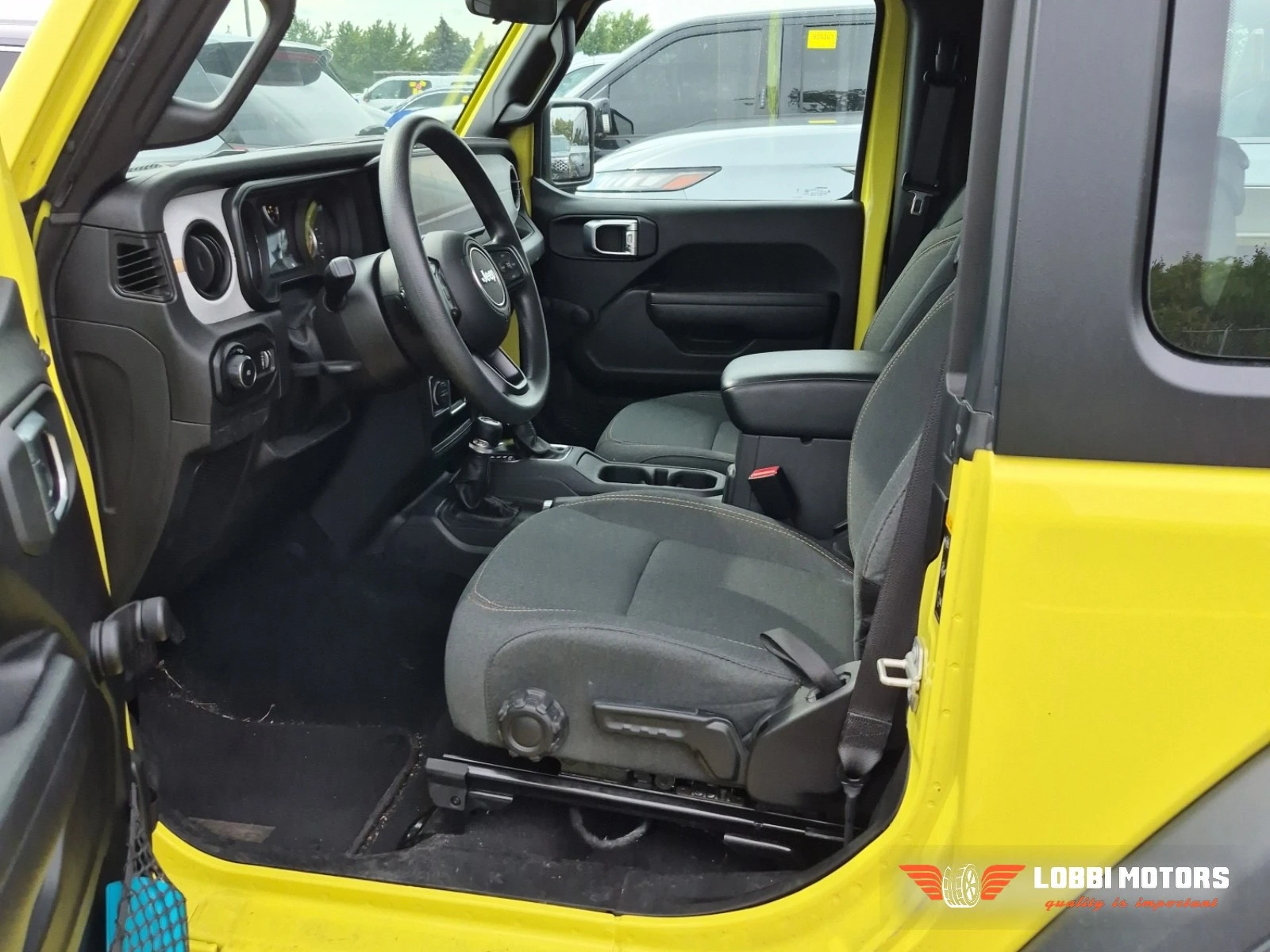 Jeep Wrangler, снимка 5 - Автомобили и джипове - 55992850
