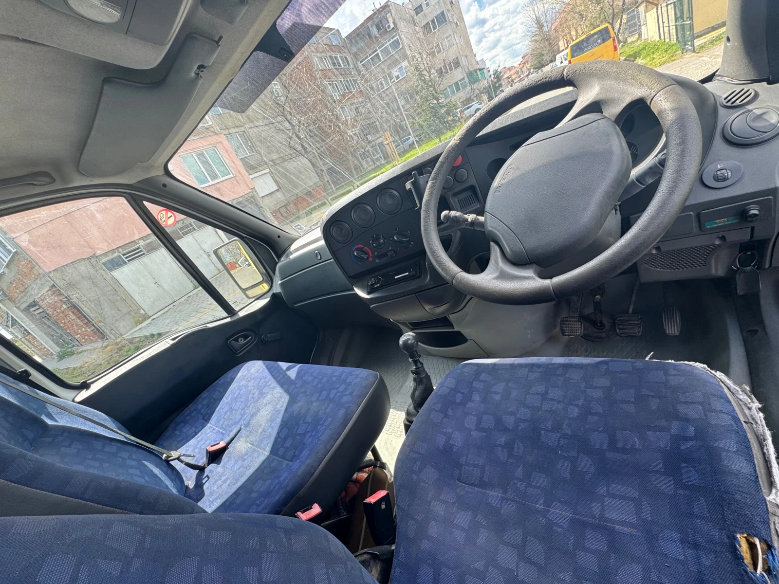 Iveco 35c15 Daily, снимка 8 - Бусове и автобуси - 54136675