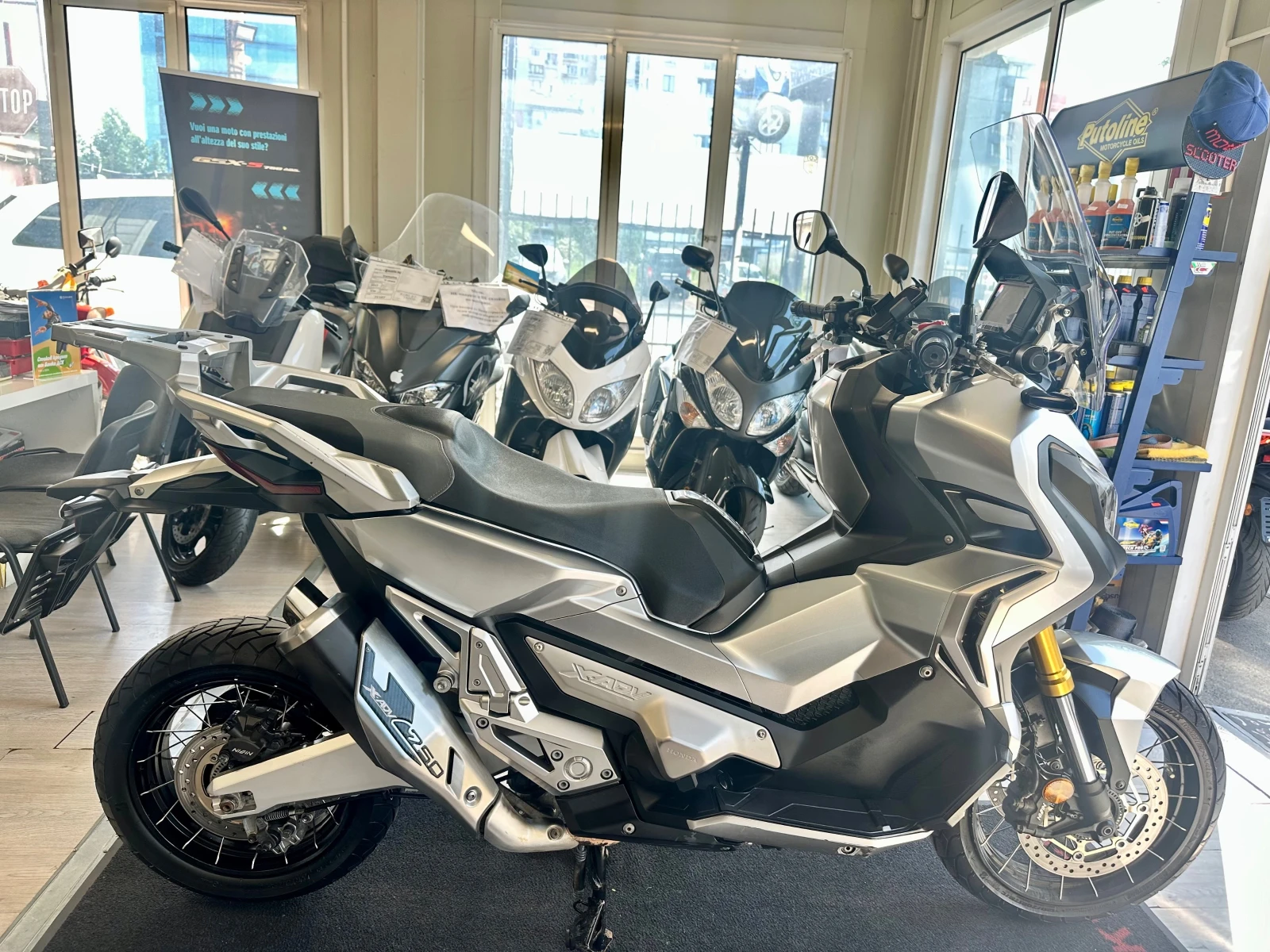 Honda X-ADV 750 ABS/LED 05.2017г., снимка 17 - Мотоциклети и мототехника - 54728089