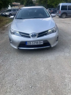 Toyota Auris, снимка 1
