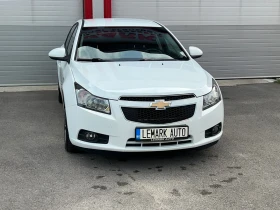 Chevrolet Cruze 1.7D KLIMATRONIK 6-СКОРОСТИ EVRO 5B ЛИЗИНГ!!!, снимка 3