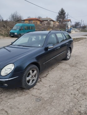 Mercedes-Benz E 320, снимка 3