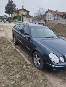 Mercedes-Benz E 320, снимка 2