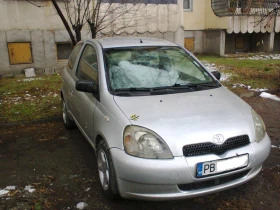 Toyota Yaris 1.0VVT Газ/Бензин, снимка 15