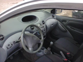 Toyota Yaris 1.0VVT Газ/Бензин, снимка 10