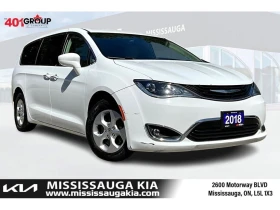 Обява за продажба на Chrysler Pacifica * Touring Plus | Carfax Clean | Hybrid * CARFAX *  ~40 050 лв. - изображение 1