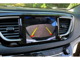 Chrysler Pacifica * Touring Plus | Carfax Clean | Hybrid * CARFAX *  | Mobile.bg    13
