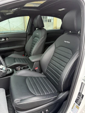 Kia Forte - 24500 € / 47917.83 лв. - 84647467 9