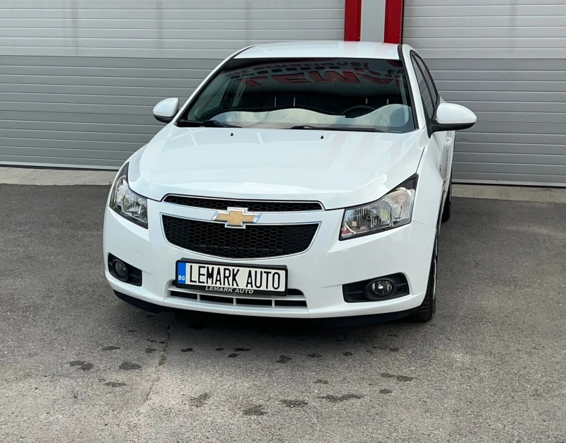 Chevrolet Cruze 1.7D KLIMATRONIK 6-СКОРОСТИ EVRO 5B ЛИЗИНГ!!!, снимка 4 - Автомобили и джипове - 48964055