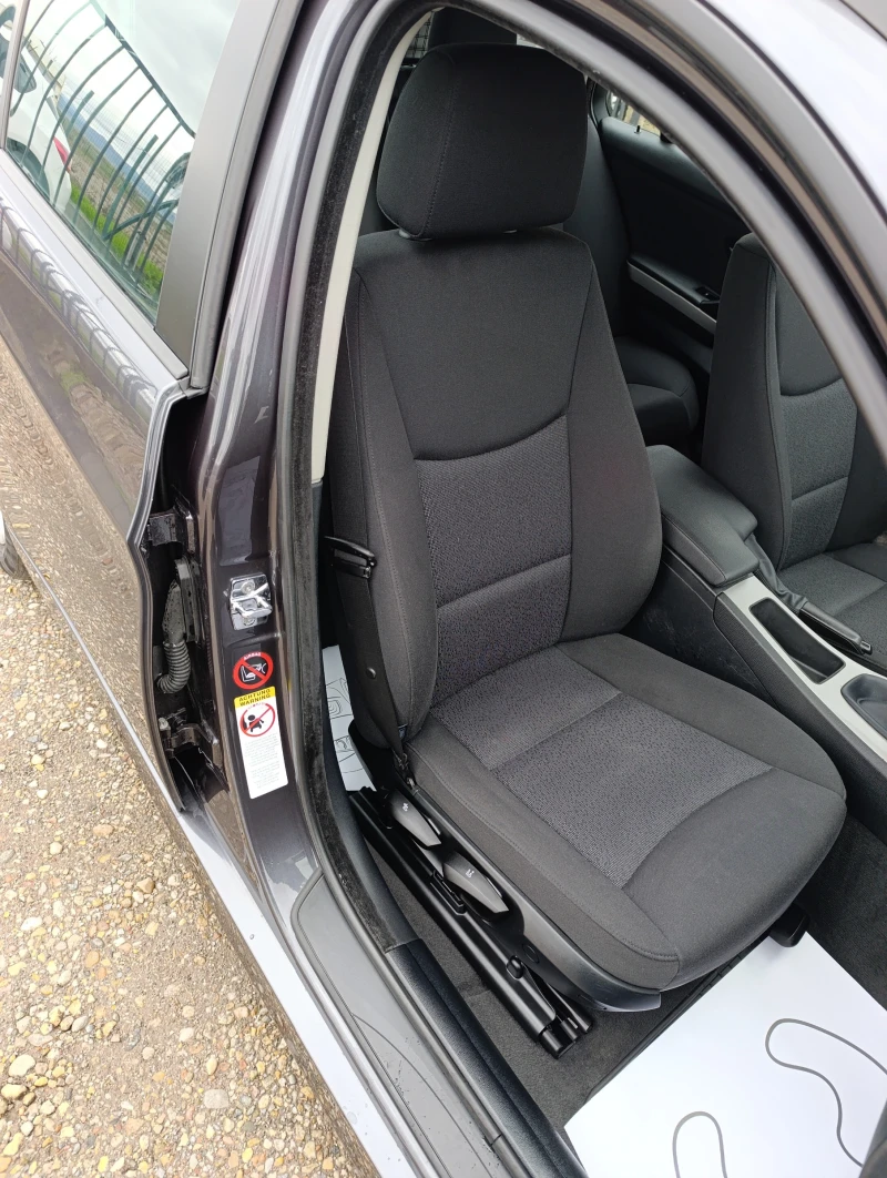 BMW 318 i-2.0i 129кс.Бензин, снимка 15 - Автомобили и джипове - 49743845