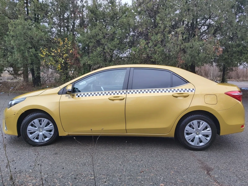 Toyota Corolla 1.33 lpg, снимка 14 - Автомобили и джипове - 52026534
