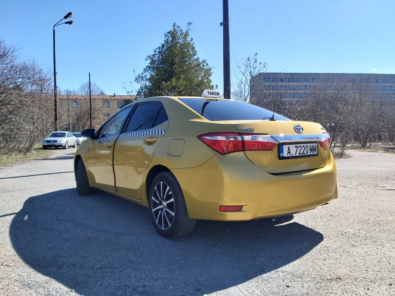 Toyota Corolla 1.33 lpg, снимка 9 - Автомобили и джипове - 52026534