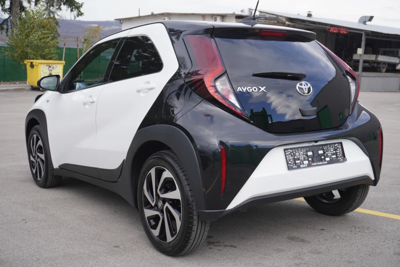 Toyota Aygo X 1.0VVTi Lounge Dual Tone/13.000km!!, снимка 3 - Автомобили и джипове - 52512527