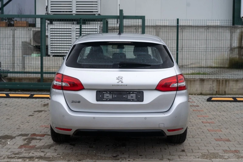 Peugeot 308 1.6 Топ СъСтоЯнИе, снимка 7 - Автомобили и джипове - 52734592