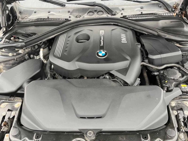 BMW 330 * 330i xDrive * CARFAX * ЦЕНА ДО БГ, снимка 17 - Автомобили и джипове - 53047028