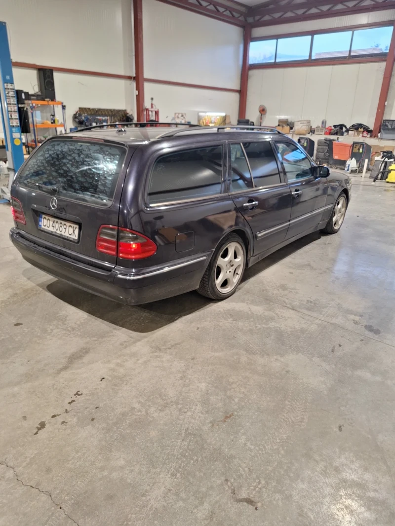 Mercedes-Benz E 320 Е 320, снимка 6 - Автомобили и джипове - 53089875